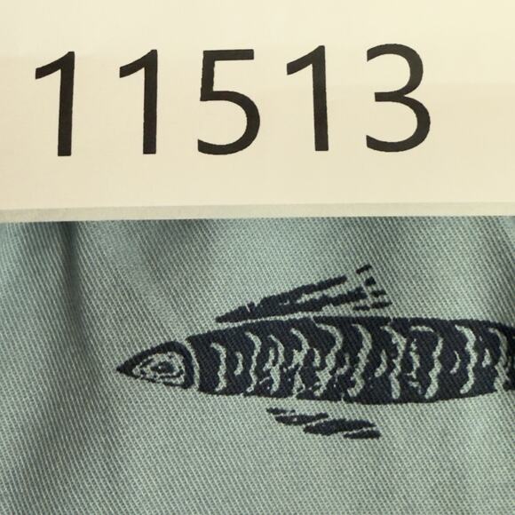 L.L.Bean Dock Shorts XXL Blue Fish Print Classic Fit NWT - Picture 10 of 10